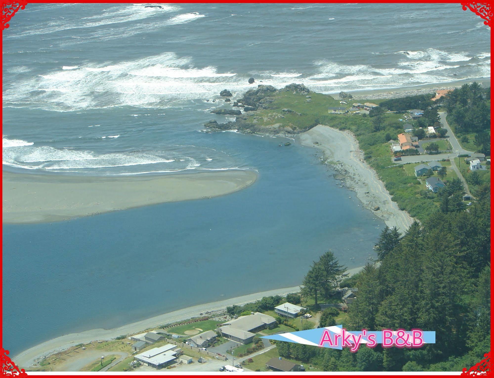 Arky'S B&B Smith River Buitenkant foto